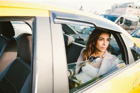 Taxi, limousines, ridesharing .